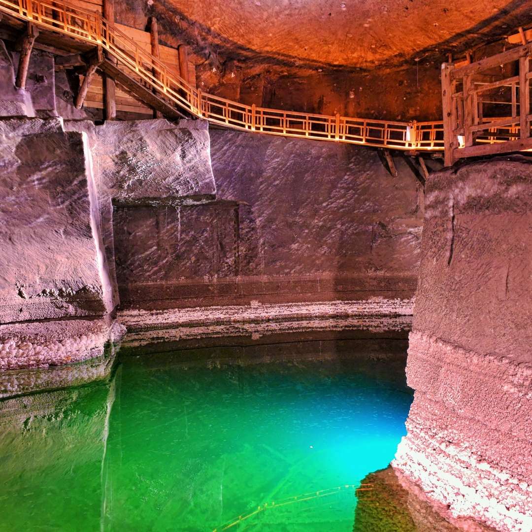 krakow kopalnia soli wieliczka podziemne jezioro